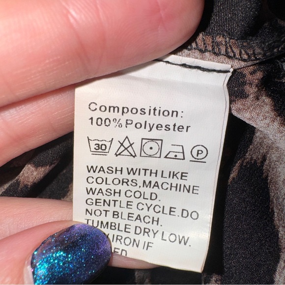 SHEIN Leopard Romper - Picture 9 of 9